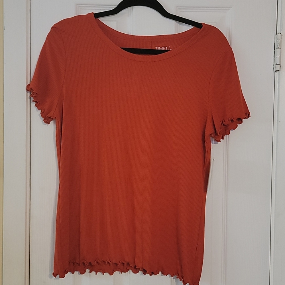Time and Tru Ribbed Ruffle Sleeve Top